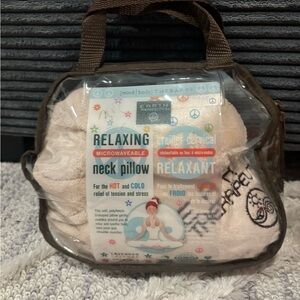 Earth Therapeutics Relaxing Neck Pillow - Cream